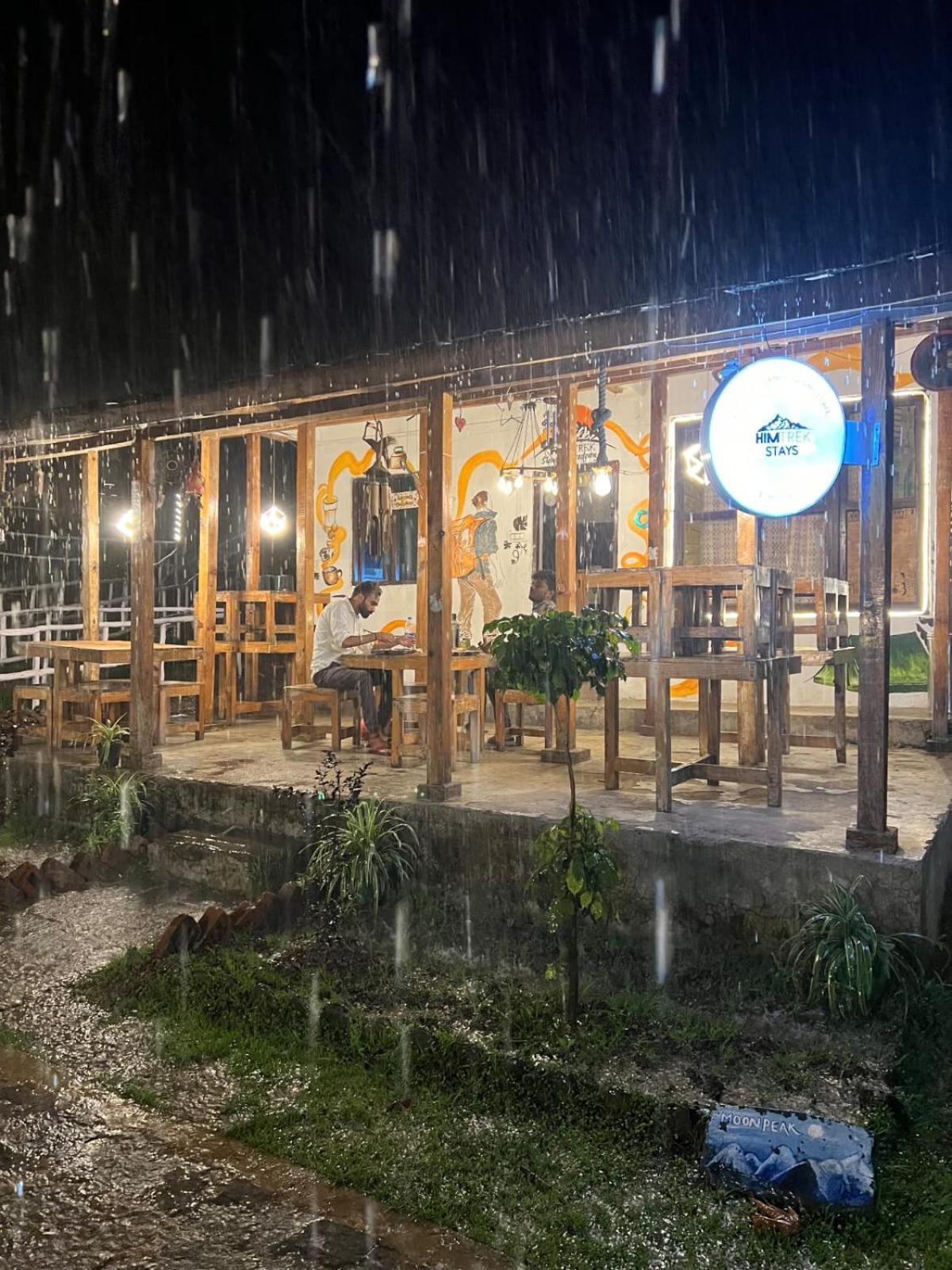 Himtrek Stays,Mcleodganj แมคลอยด์กันจ์ ภายนอก รูปภาพ