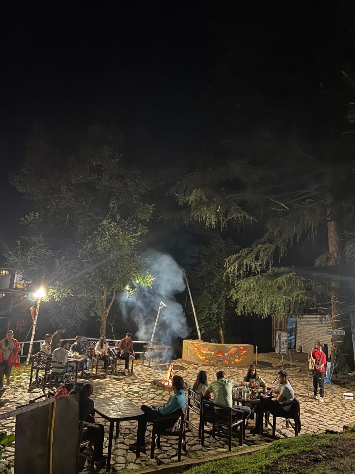Himtrek Stays,Mcleodganj แมคลอยด์กันจ์ ภายนอก รูปภาพ
