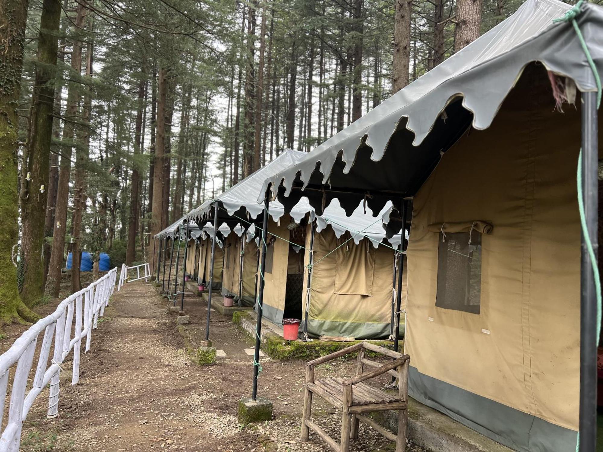 Himtrek Stays,Mcleodganj แมคลอยด์กันจ์ ภายนอก รูปภาพ